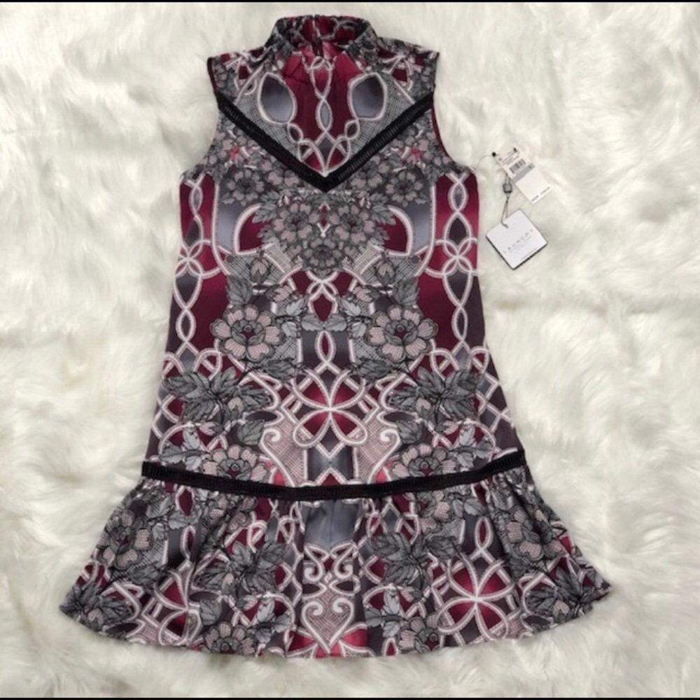 NWT Laundry Dress by Shelli Segal